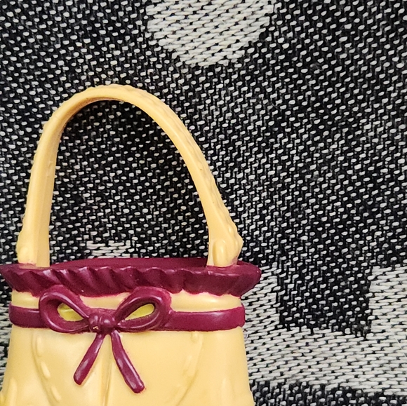 My Scene Shopping Spree (Trinkets) Chelsea Yellow & Red Purse Hand Bag Accessory - Picture 2 of 10